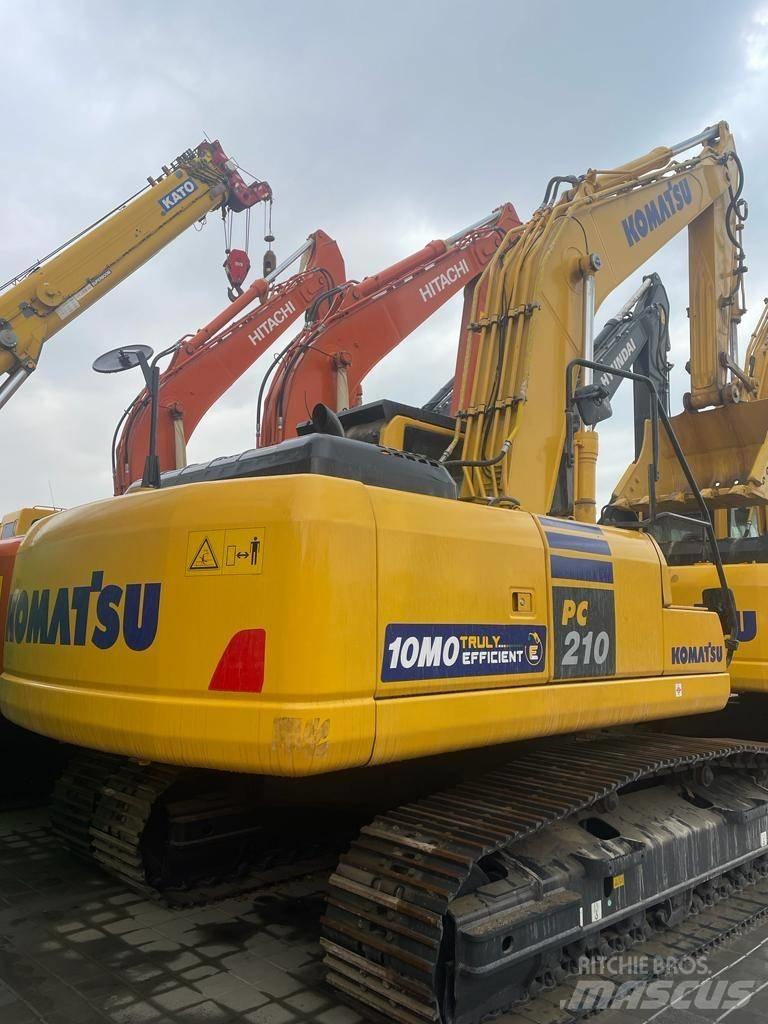 Komatsu PC210-10MO Bageri guseničari