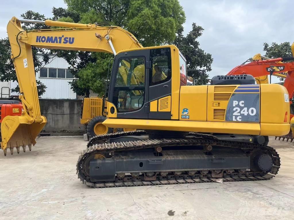 Komatsu PC 240 LC Bageri guseničari