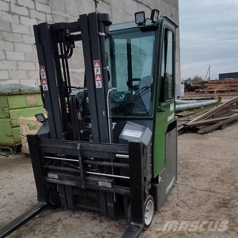 Combilift CBE 2500 Viljuškari sa 4-stranskim dohvatom