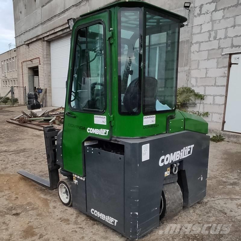 Combilift CBE 2500 Viljuškari sa 4-stranskim dohvatom