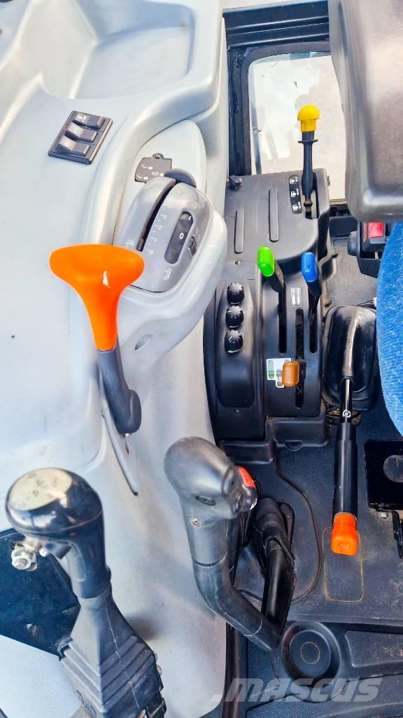 New Holland T 5070 Traktori