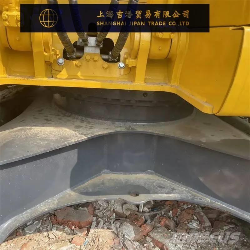 Komatsu PC 138 US Midi bageri 7t – 12t