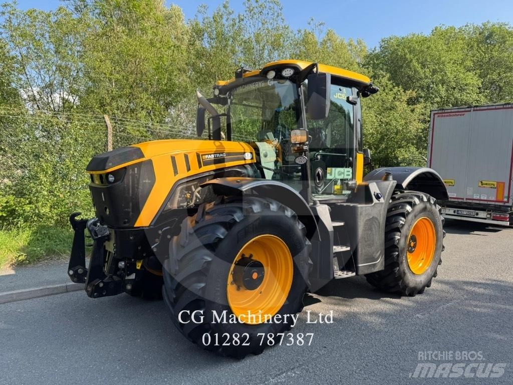 JCB Fastrac 4220 Traktori