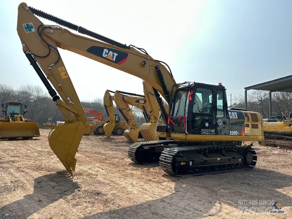 CAT 320D2L Bageri guseničari