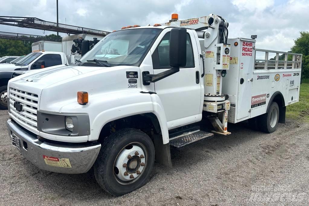 Chevrolet C5500 Derik kranovi