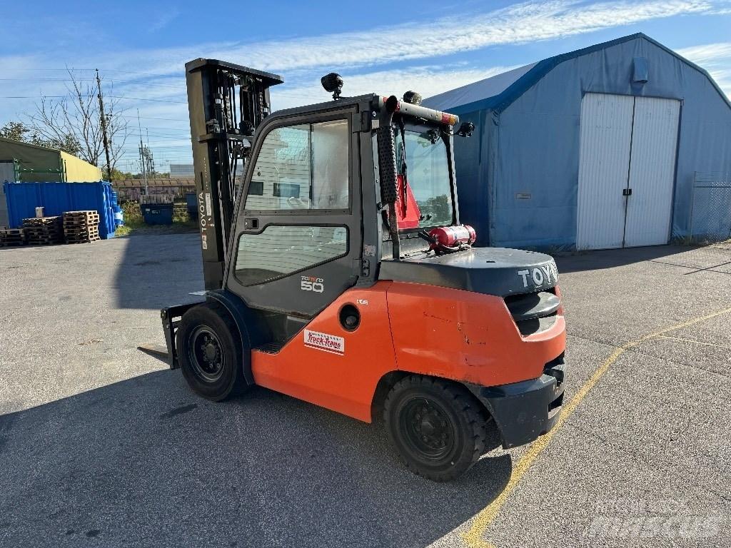 Toyota 40-8FD45N Dizelski viljuškari
