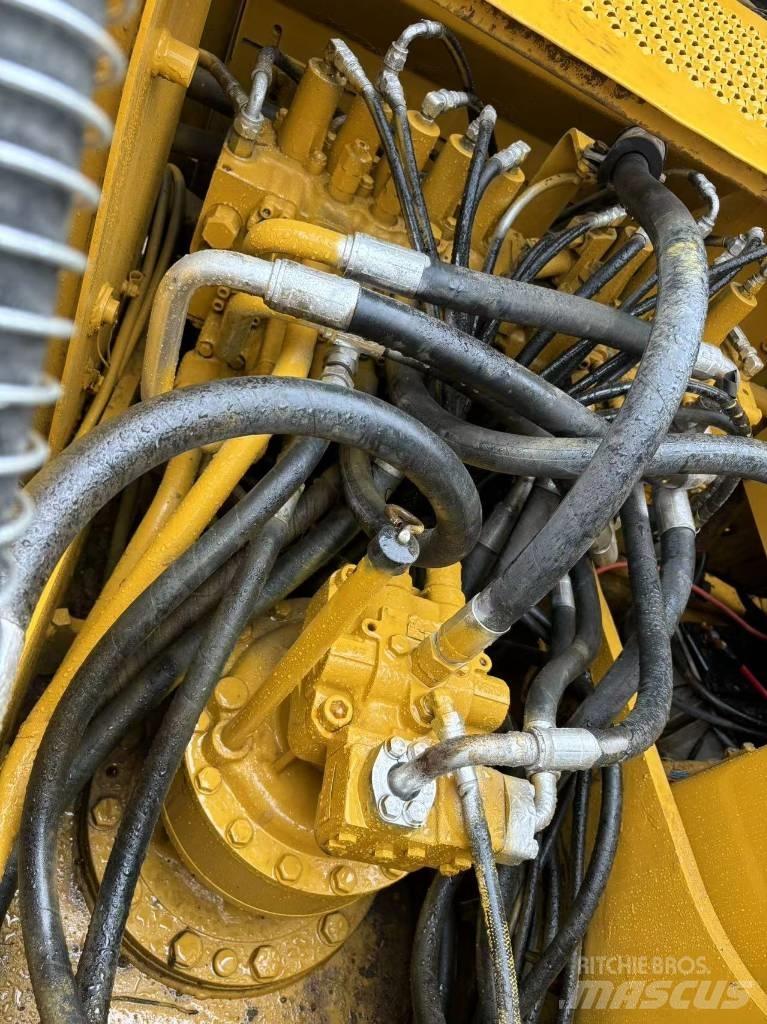 CAT 320 C Bageri guseničari