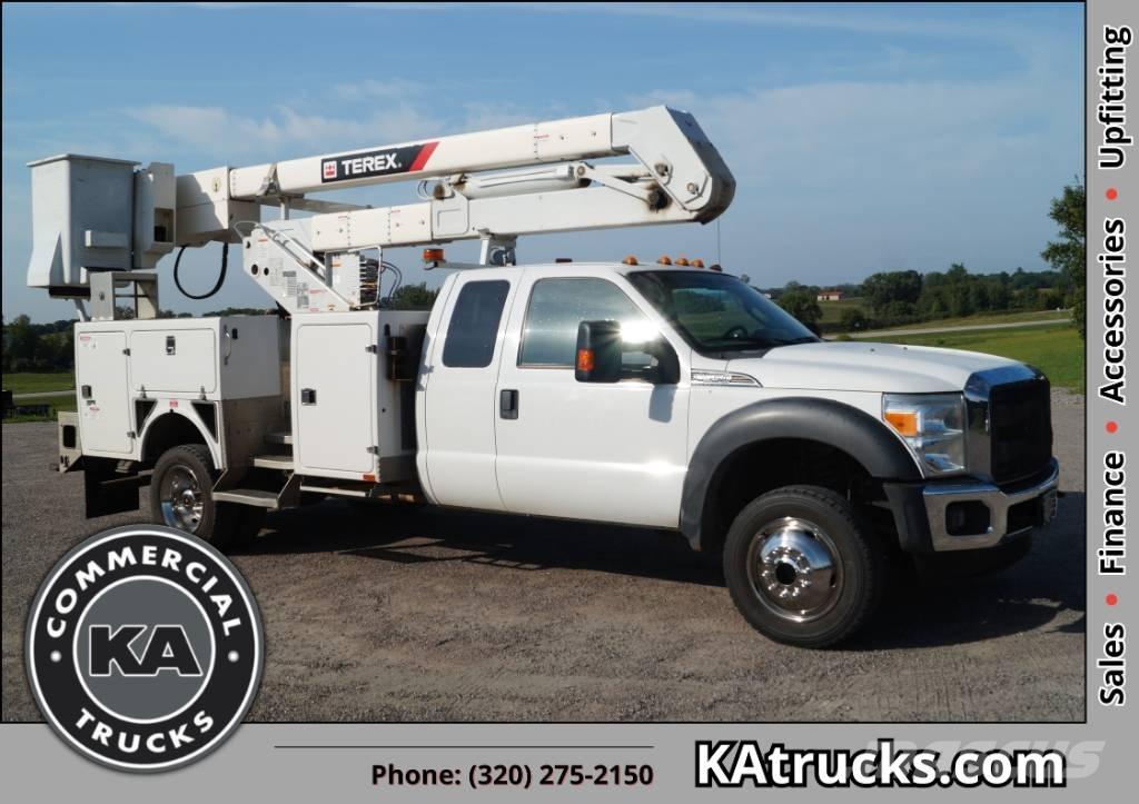 Ford F 550 XLT SD Auto korpe
