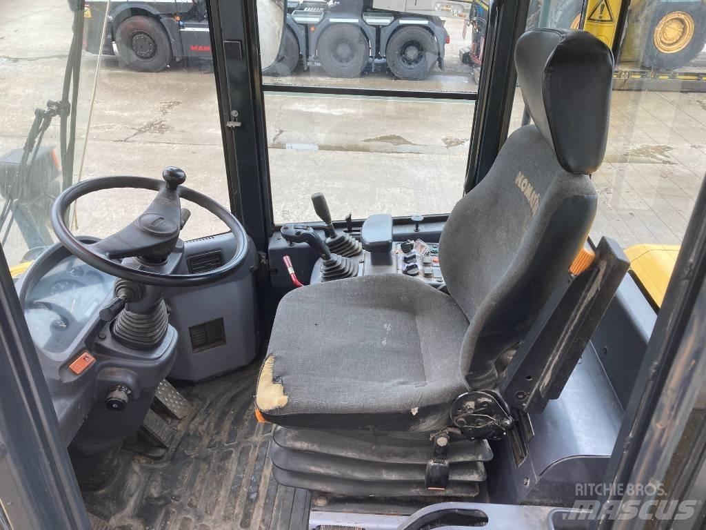 Komatsu WA 250 Utovarivači na točkove