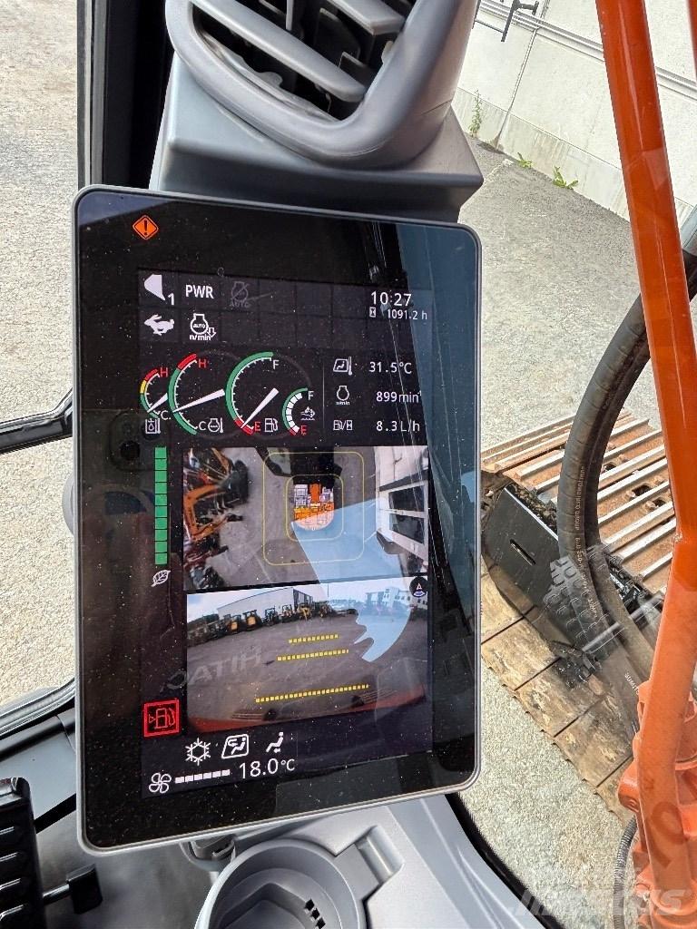 Hitachi ZX225USLC-7 Bageri guseničari