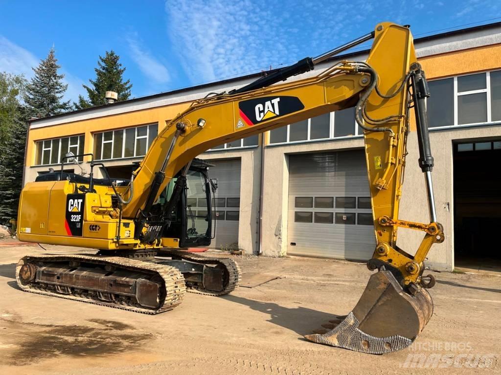 CAT 323 F LN Bageri guseničari
