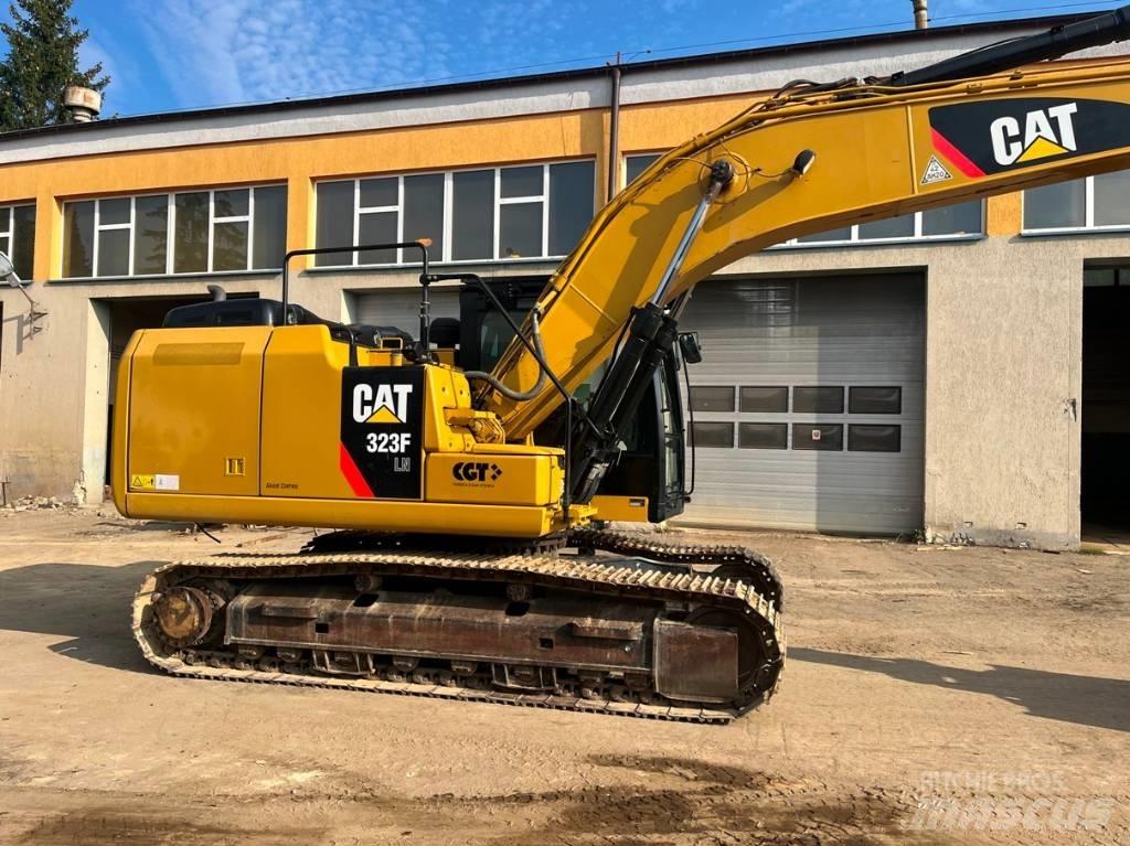 CAT 323 F LN Bageri guseničari