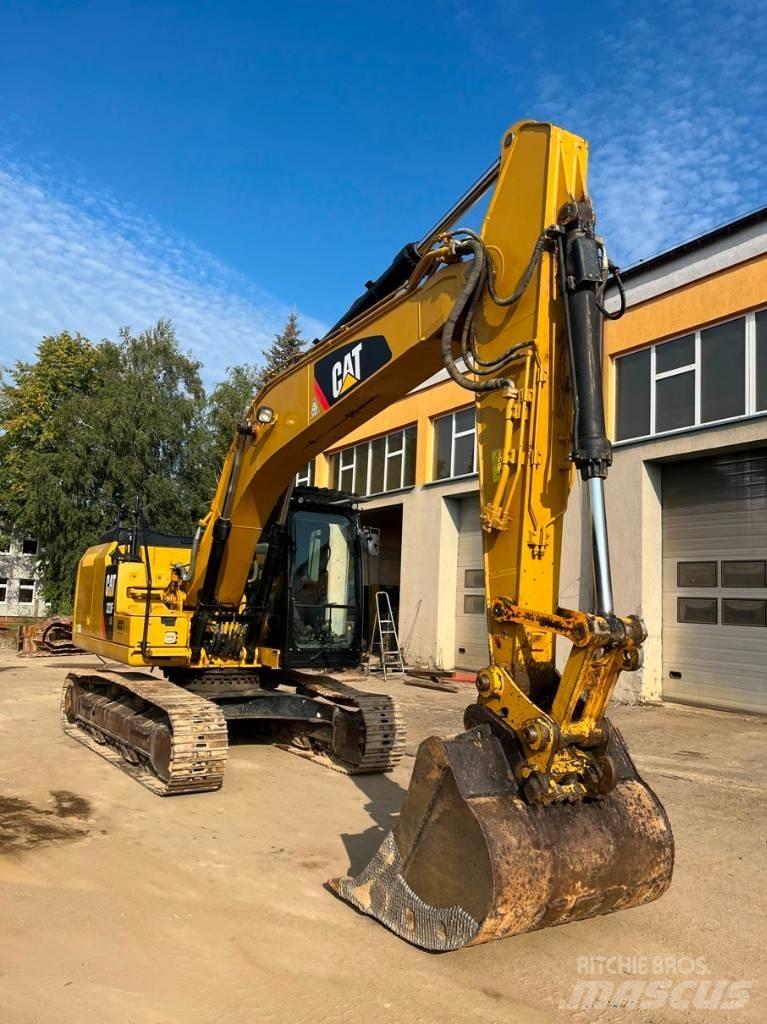 CAT 323 F LN Bageri guseničari