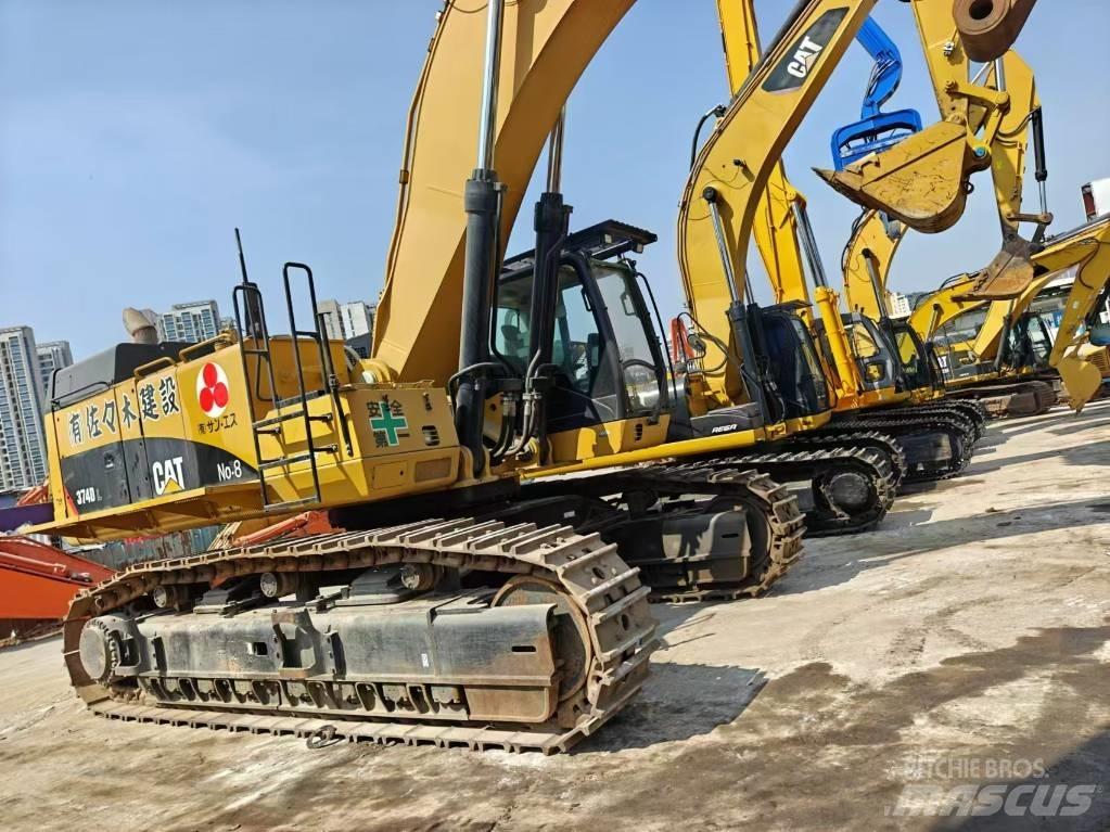 CAT 374 Bageri guseničari
