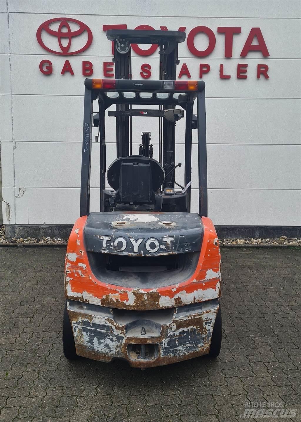 Toyota 02-8FDF30 Dizelski viljuškari