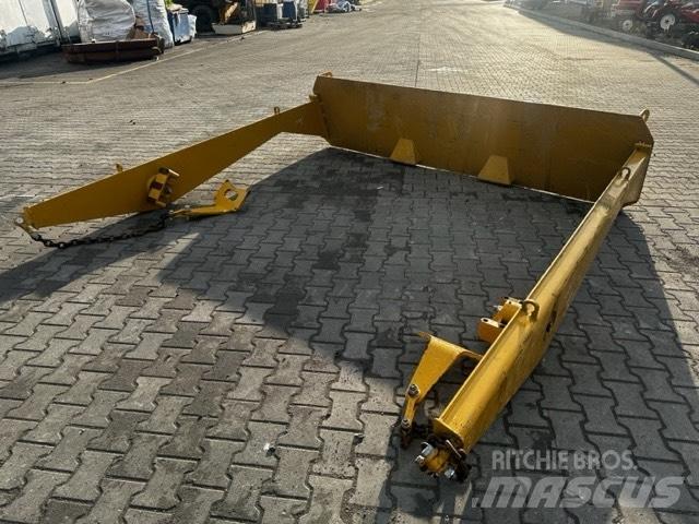 CAT 725 TAIL GATE Zglobni damperi
