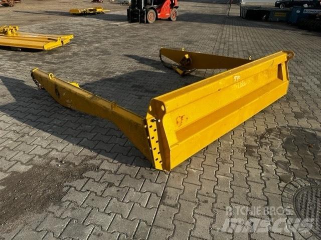 CAT 725 TAIL GATE Zglobni damperi