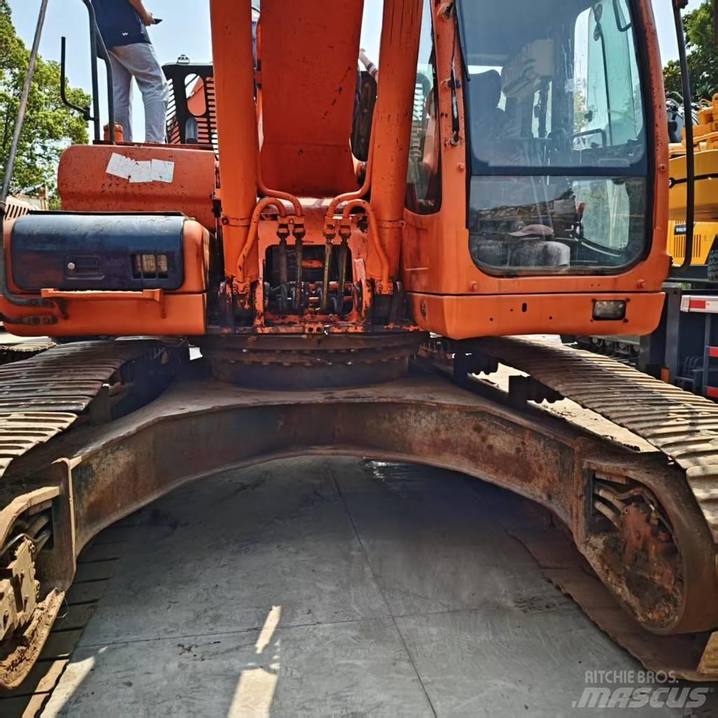 Doosan DX 300 LC Bageri guseničari