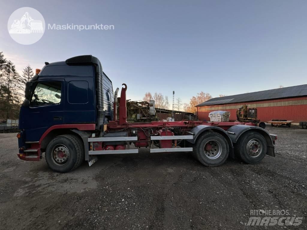 Volvo FM 440 Rol kiper kamioni sa kukom za podizanje tereta