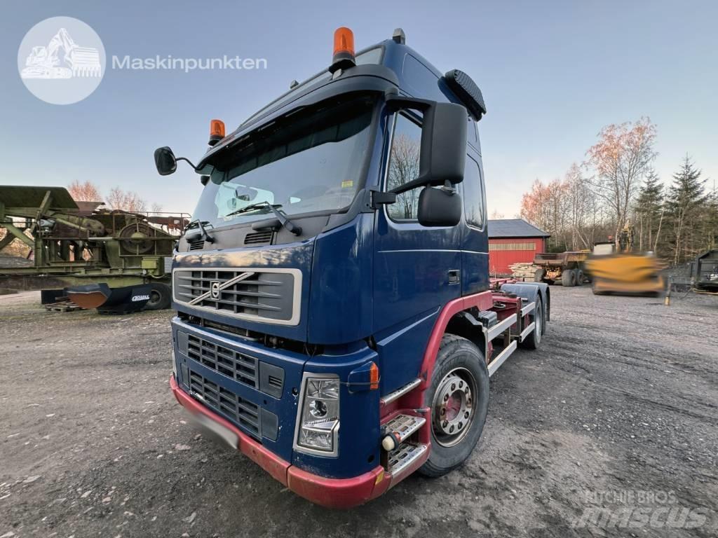 Volvo FM 440 Rol kiper kamioni sa kukom za podizanje tereta