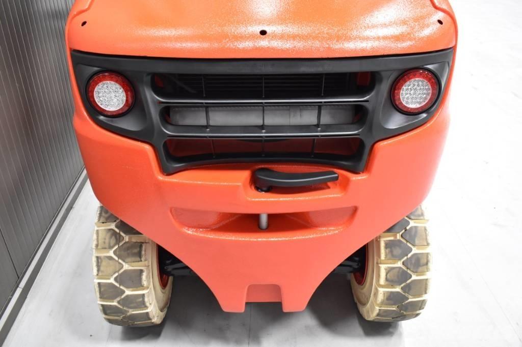Linde H 35 D - 02 Dizelski viljuškari
