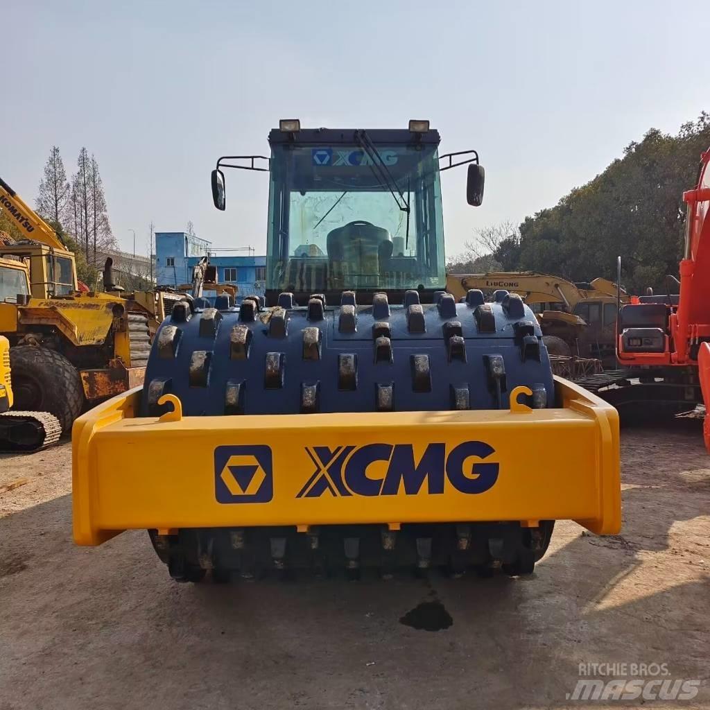 XCMG XS 223 J Valjci sa jednim bubnjem