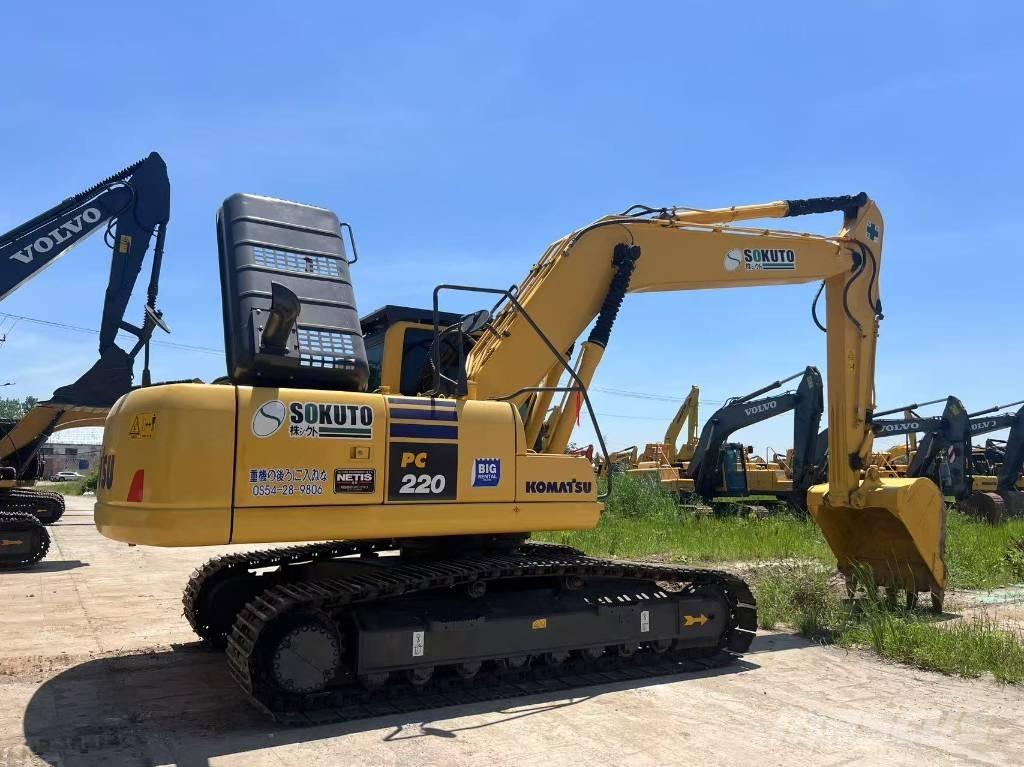Komatsu 220 Bageri guseničari