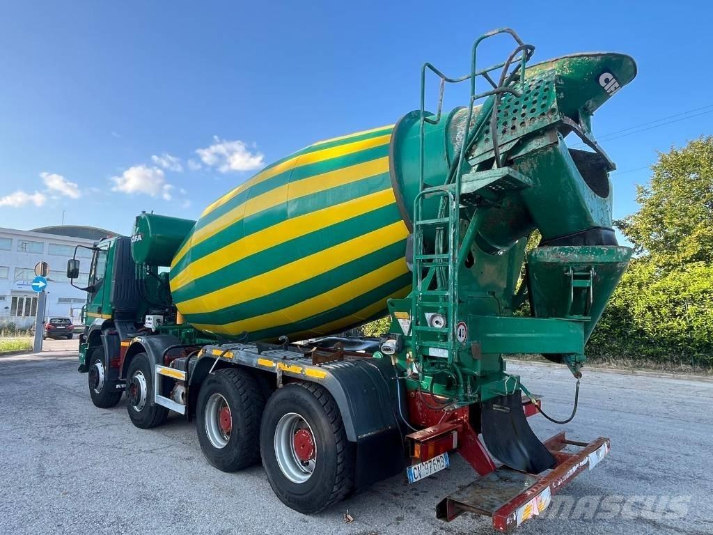 Iveco Trakker 440 Kamioni mešalice za beton