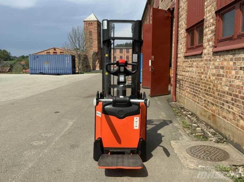 BT SPE 120 L Ručni električni viljuškar