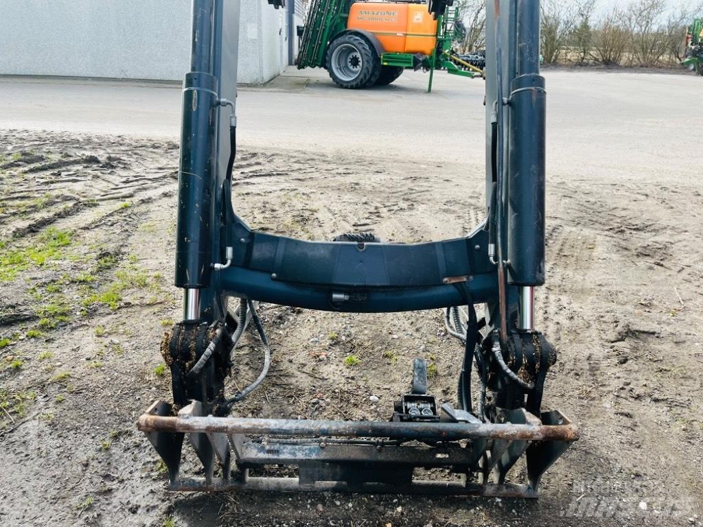  Ålø Q78 Prednji utovarivači i bageri