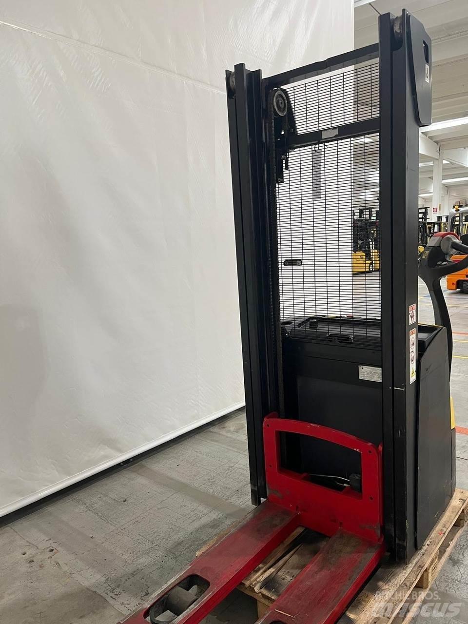 Hyster S1.2 Ručni električni viljuškar