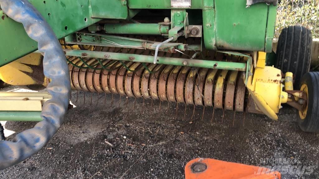 John Deere 550 Prese/balirke za rolo bale