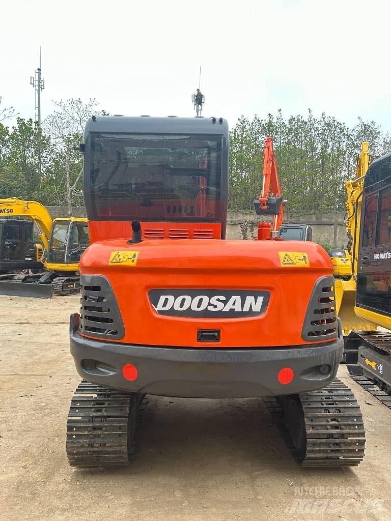 Doosan DX 60-9 C Bageri guseničari