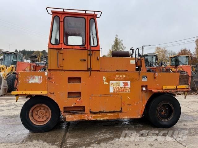 Hamm GRW 15 Gumeni valjci na točkovima