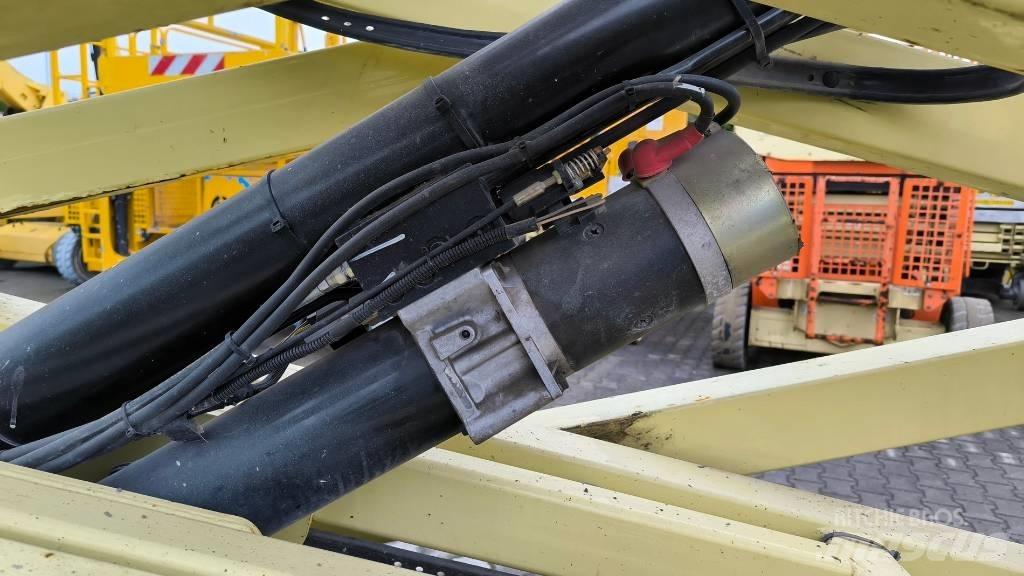 JLG 3246 ES Makazaste platforme