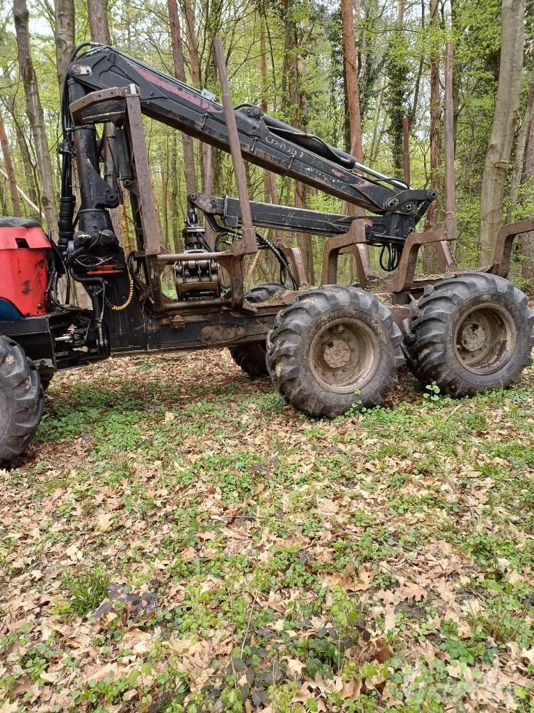 Valmet 840.2 Forvarderi
