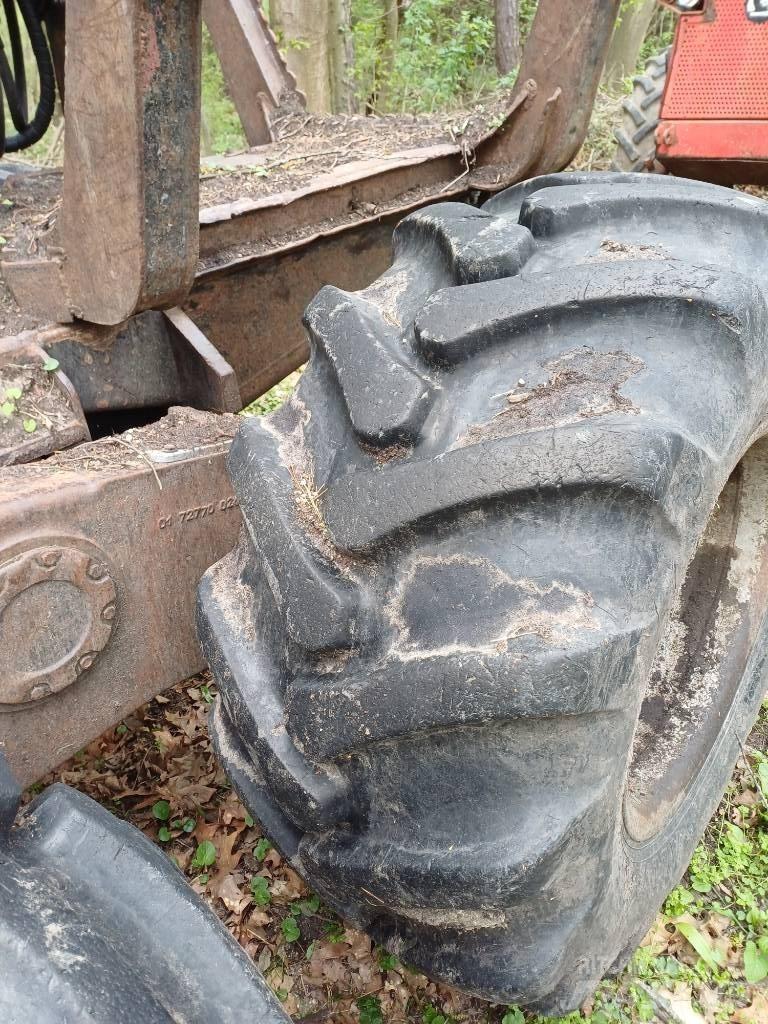 Valmet 840.2 Forvarderi