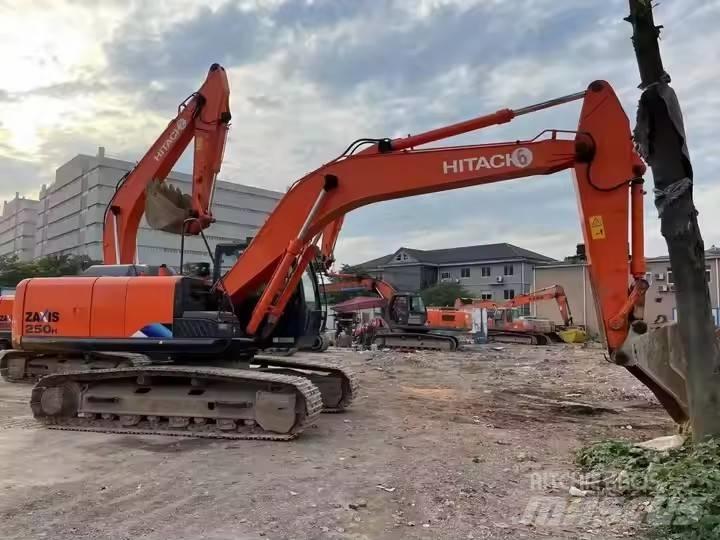 Hitachi ZX 250 Bageri guseničari