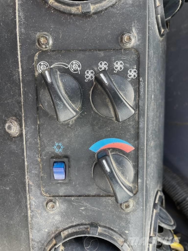 Wirtgen WR 2500 S Mašine za reciklažu asfalta