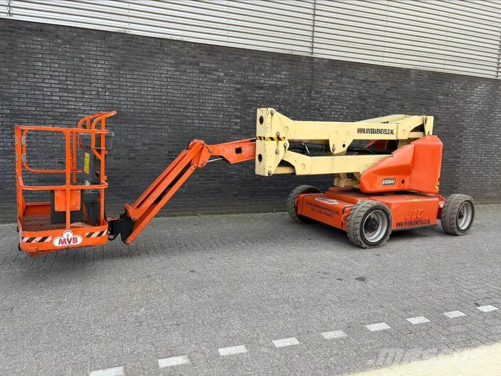 JLG E450AJ Zglobne podizne platforme