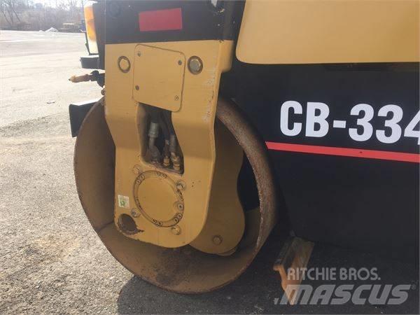 CAT CB 334 D Valjci sa duplim bubnjem