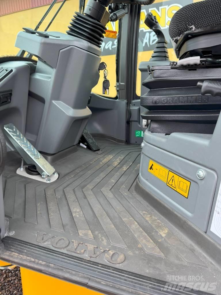 Volvo L 30 HS Utovarivači na točkove
