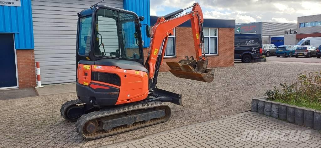 Kubota U 27-4 Mini bageri < 7t