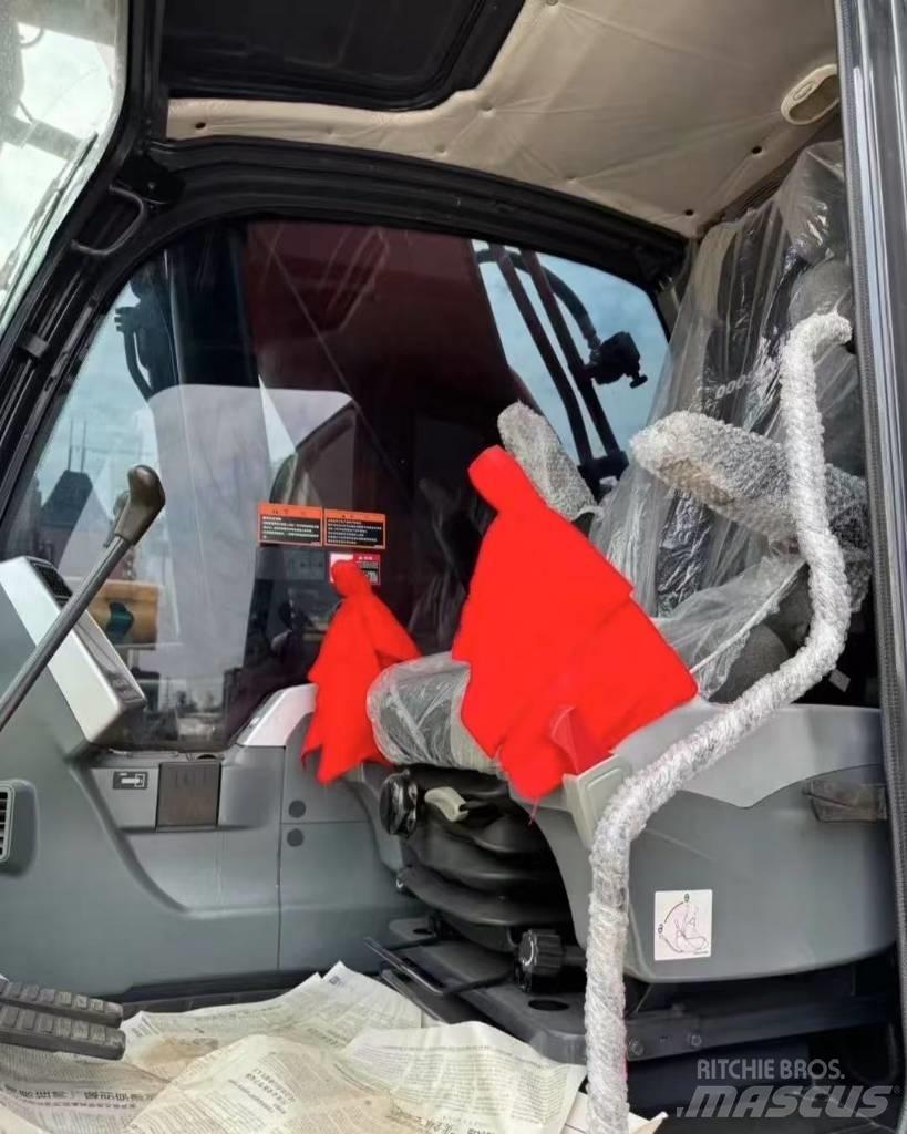 Doosan DX 225 Bageri guseničari