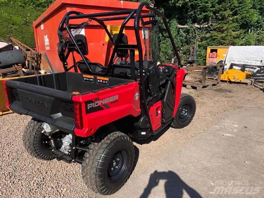 Honda Pioneer 520 Pomoćne mašine