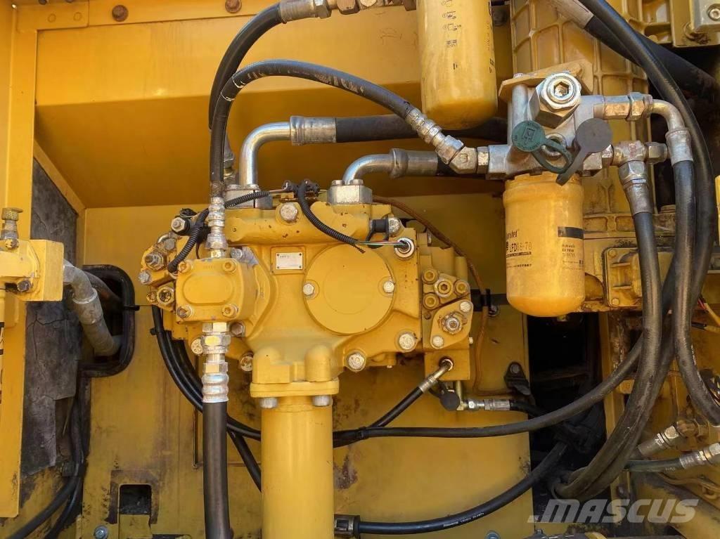 CAT 325D Bageri guseničari