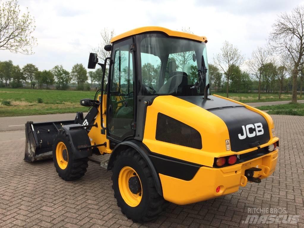 JCB 406 Utovarivači na točkove
