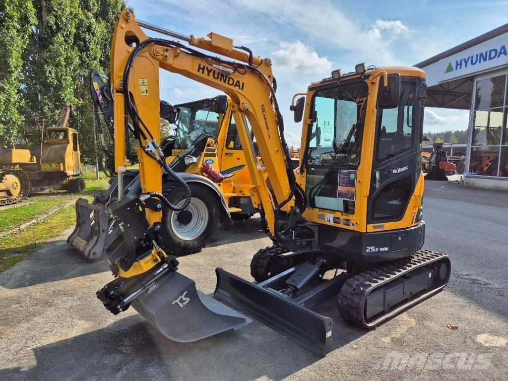Hyundai R 25 Z-9AK Mini bageri < 7t