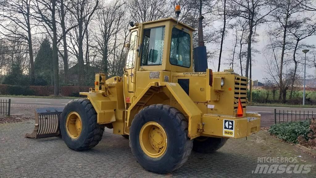 CAT 920 Utovarivači na točkove