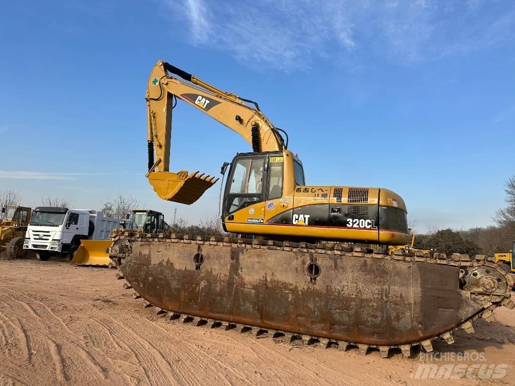 CAT 320 C L Polovni amfibijski bageri